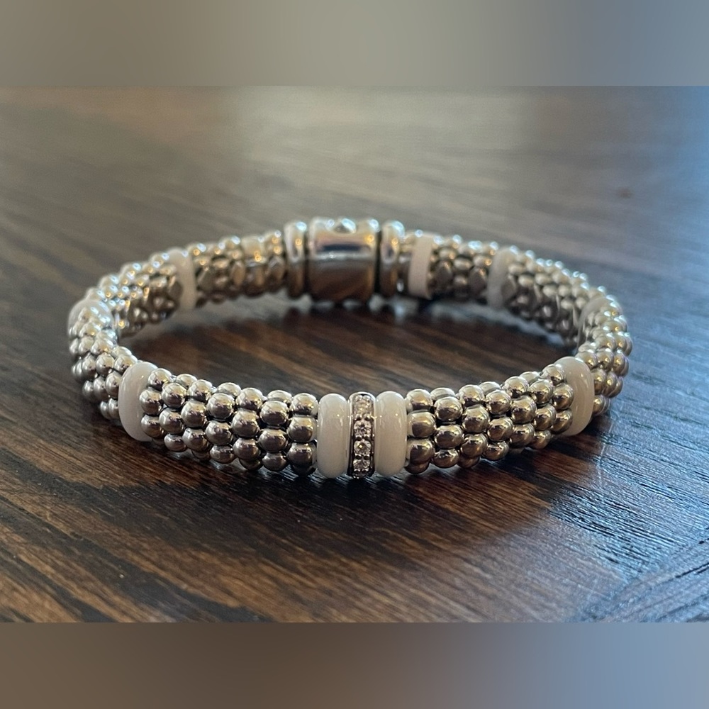 Lagos SS and white caviar single dia station bracelet